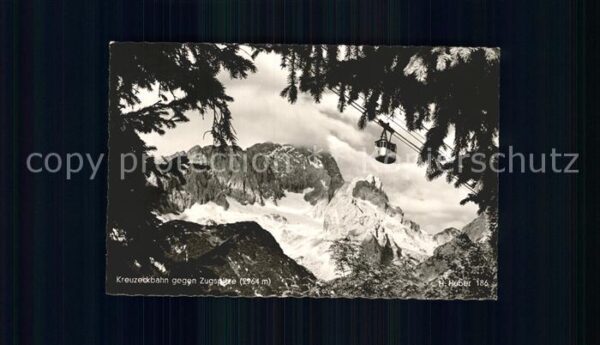 Kreuzeck Kreuzeckbahn gegen Zugspitze Wetterstei