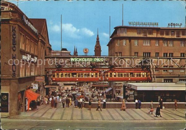 Wuppertal am Döppersberg Fussgängerzone