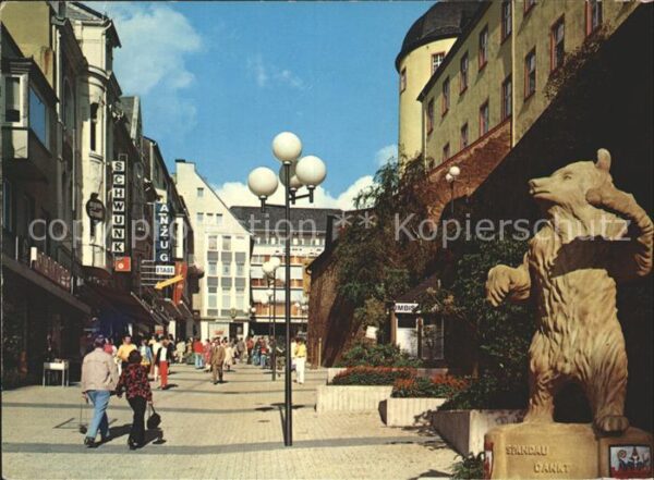 Siegen Westfalen Kölner Tor Bärskulptur Fussgängerzone
