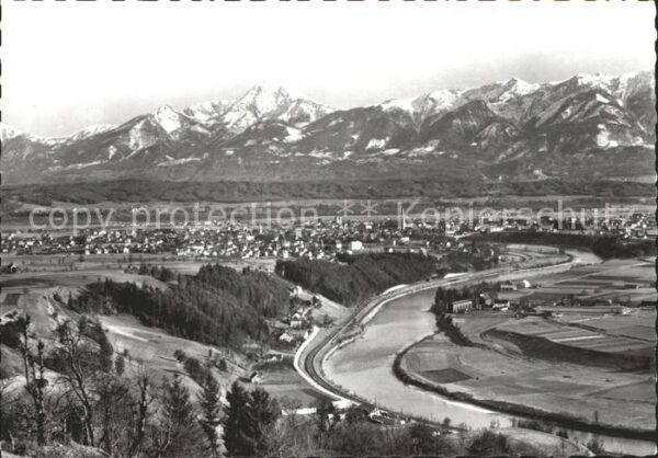 Villach Kaernten Fliegeraufnahme mit Karawanken