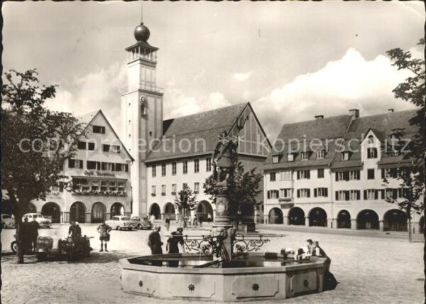 Freudenstadt Marktplatz mit Rathaus und Neptunbrunne