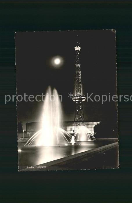 Berlin Funkturm bei Nacht