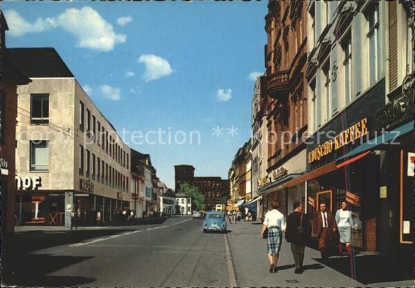 Trier Simeonstrasse mit Porta Nigra