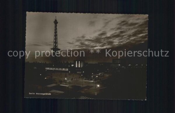 Berlin Messegelände bei Nacht