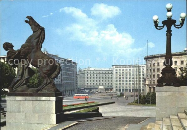Beograd Belgrad Marx Engels Platz Statue