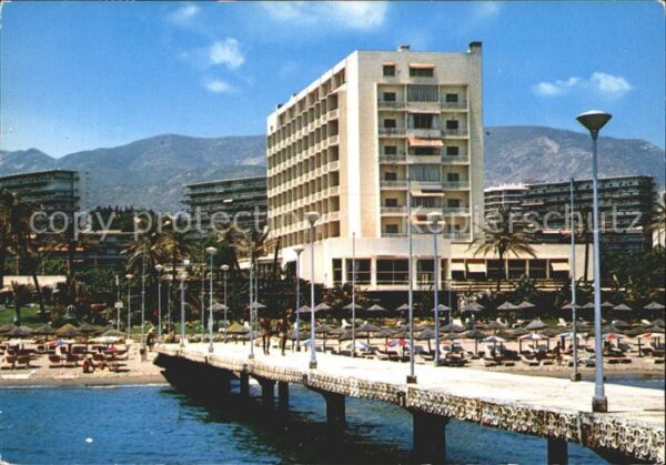 Benalmadena Costa Vista parcial playa y zona residencial
