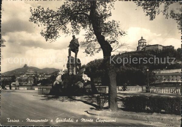 Torino Monumento a Garibaldi e Monte Cappuccin