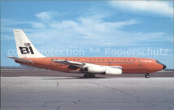 Flugzeuge Zivil Braniff International Boeing 720-027 N7