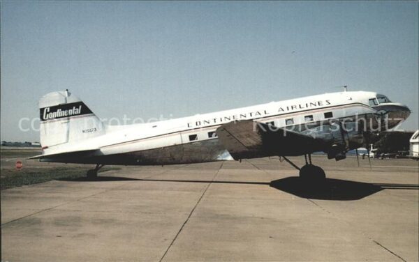 Flugzeuge Zivil Continental DC-3 N25673