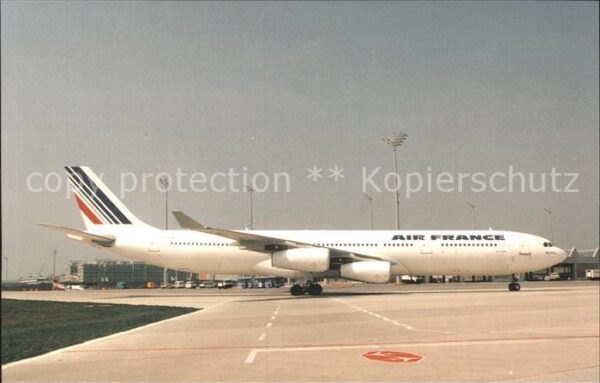 Flugzeuge Zivil Air France Airbus A 340