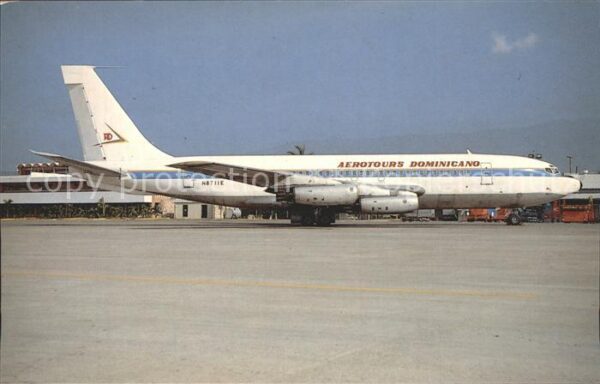 Flugzeuge Zivil Aerotours Dominicano Boeing 720-025 N87