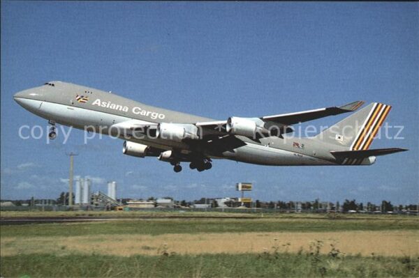 Flugzeuge Zivil Asiana Airlines Boeing 747-48EF HL7420