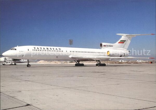 Flugzeuge Zivil Tatarstan Airlines TU-154B-2 RA-85804 c