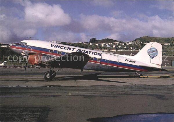 Flugzeuge Zivil Vincent Aviation Douglas DC-3C ZK-AMY c