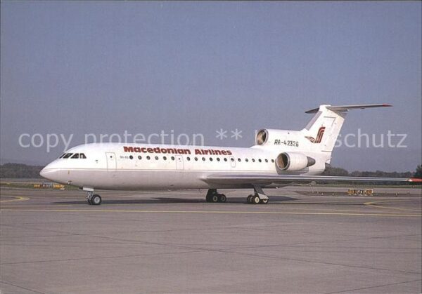 Flugzeuge Zivil Macedonian Airlines Yakovlev 42 RA-4232