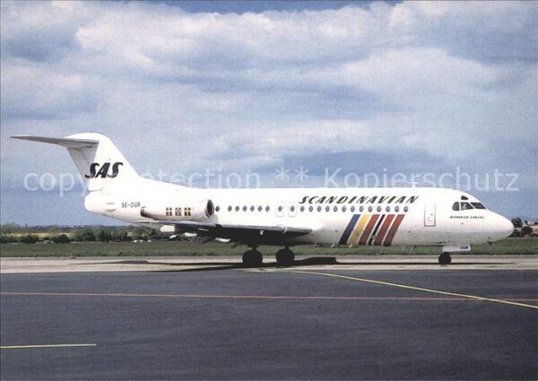 Flugzeuge Zivil SAS Fokker F28 Fellowship 4000 SE-DGR c