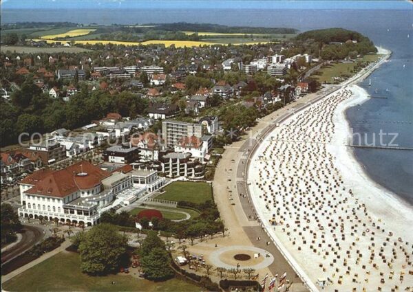 Travemuende Ostseebad Fliegeraufnahme mit Strand