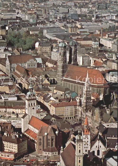 Muenchen Fliegeraufnahme mit Peterskirche Frauen