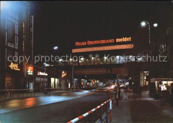 Berlin Bahnhof Friedrichstrasse