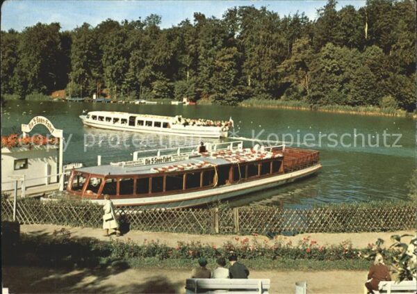 Malente-Gremsmuehlen Diekseepromenade Anlegebrücke 5-Seen-Fa