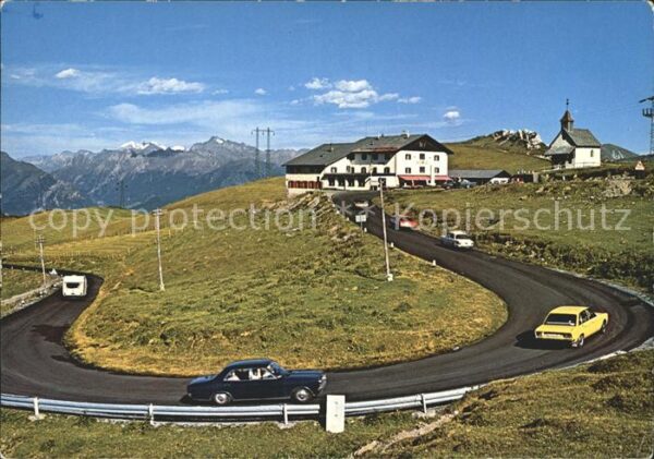 Passo del Giovo Jaufenpass gegen Zillertaler Alpen Bergrestaurant