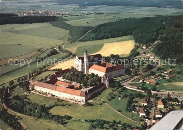 Neresheim Benediktinerabtei Fliegeraufnahme