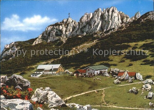 Aschau Chiemgau Steinlingalm mit Kampenwand Gipfelkreuz