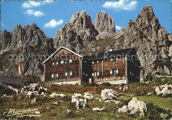 Hofpuerglhuette mit Bischofsmütze Dachsteingebirge