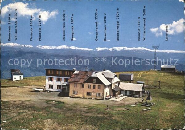 Gerlitzen Gipfelhaus mit Blick auf Nockgebiet