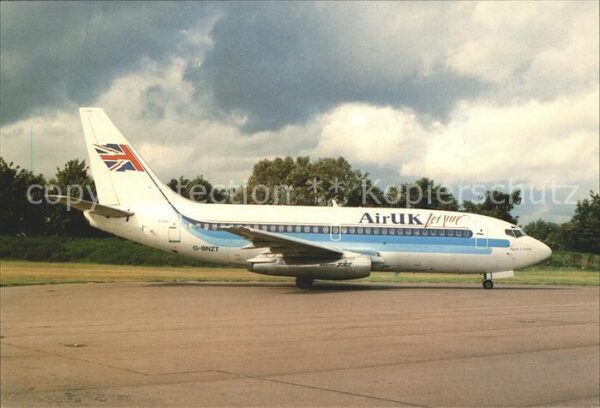 Flugzeuge Zivil Air Uk Leisure Boeing 737-200 G-BNZT C/