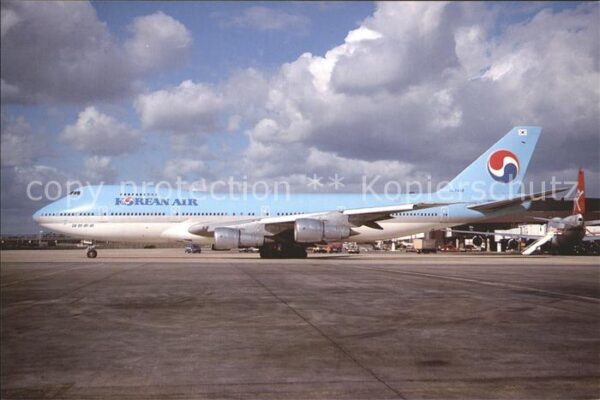 Flugzeuge Zivil Korean Air Boeing 747-2B5B HL7458 C/n 2