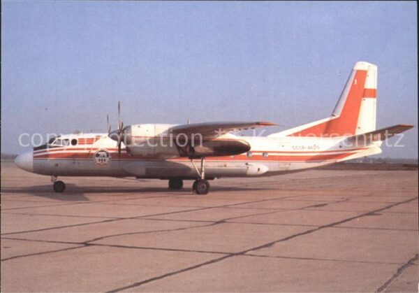 Flugzeuge Zivil Polarnaya Aviacia Antonov AN-24.V CCCP-