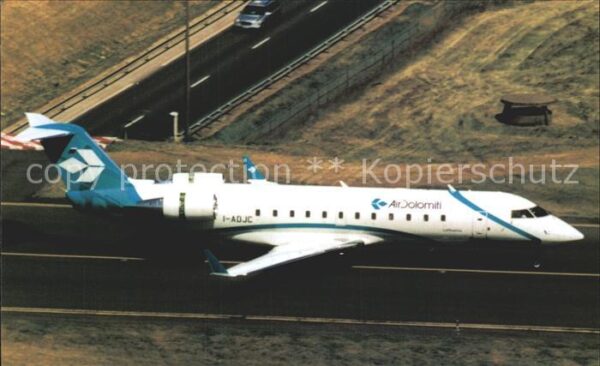 Flugzeuge Zivil Canadair Air Dolomiti Regional Jet 100L