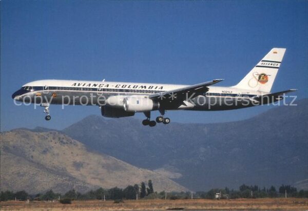 Flugzeuge Zivil Avianca Colombia Boeing 757-2Q8 26269 N