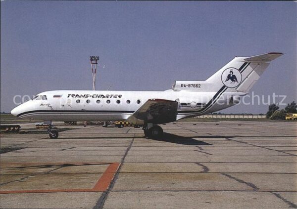 Flugzeuge Zivil Trans-Charter Yakovlev 40 RA-87662 c/n