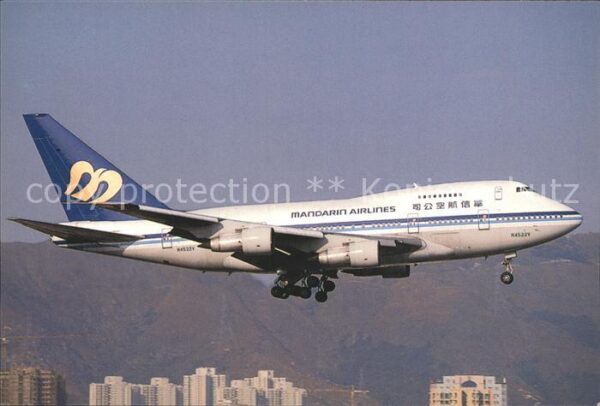 Flugzeuge Zivil Mandarin Airlines Boeing 747SP-09 N4522