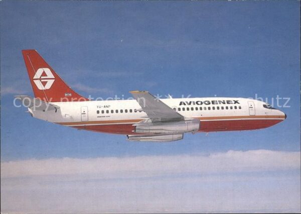 Flugzeuge Zivil Aviogenex Boeing 737-2K3