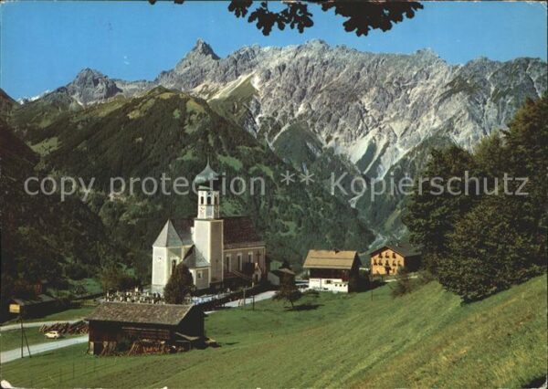 Bartholomaeberg Vorarlberg Kirchenpartie gegen Zimba