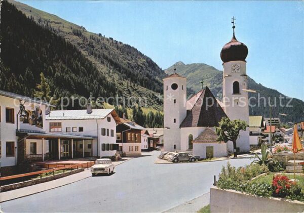 St Anton Arlberg Ortspartie mit Kirche