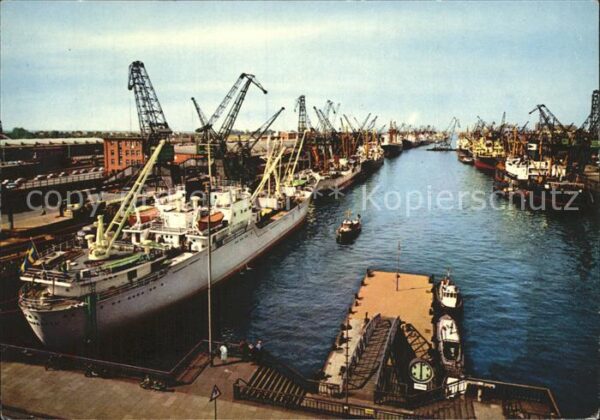 Schiffe Ships Navires Bremen Hafen