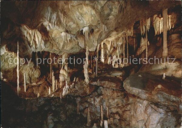 Hoehlen Caves Grottes Attendorn Tropfsteinhöhle Alhambragrott
