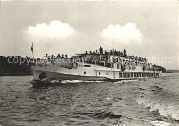 Motorschiffe Friedrich Wolf Berlin Weisse Flotte