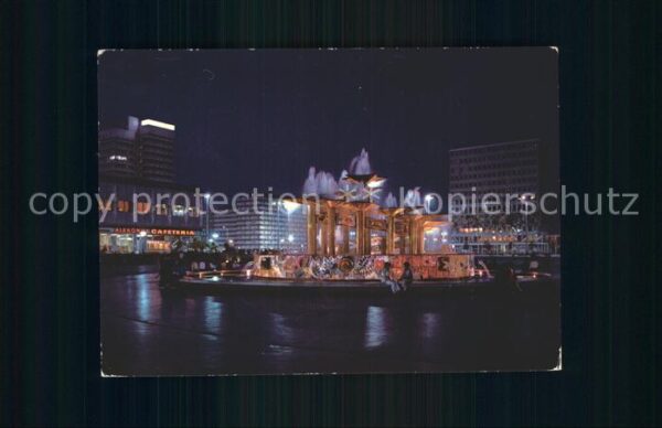 Berlin Alexanderplatz bei Nacht