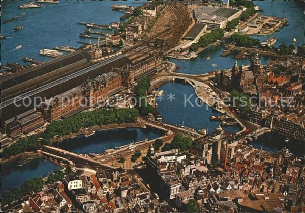 Amsterdam Niederlande Fliegeraufnahme Zentralbahnhof