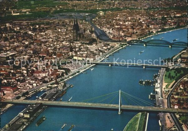 Koeln Rhein Fliegeraufnahme Rheinpartie mit Brücken