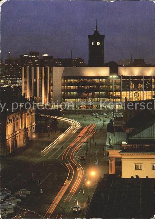 Berlin Palast der Republik Nachtaufnahme