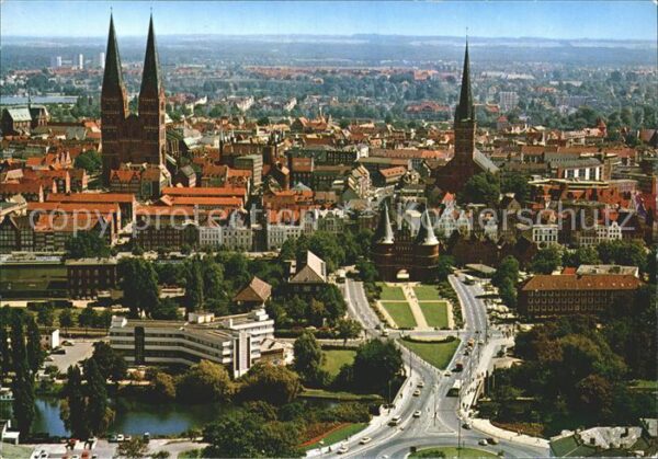 Luebeck St Marien St Petri Kirche Holstentor Fl