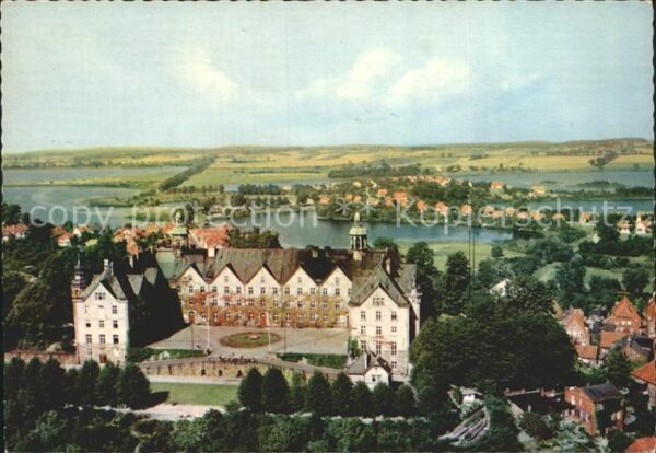 Ploen See Schloss Seelandschaft Holsteinische Sch