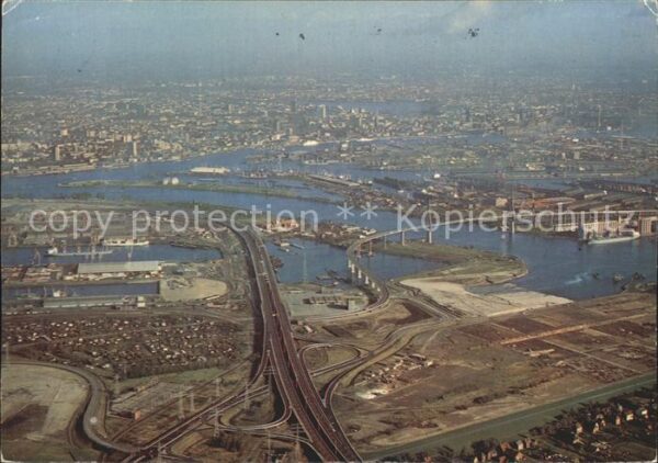 Hamburg Köhlbrandbrücke und Hafen