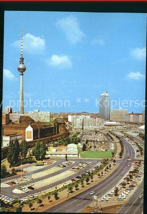 Berlin Zentrum Fernsehturm Hauptstadt der DDR